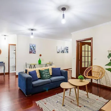 Cantinho Dos Netos *